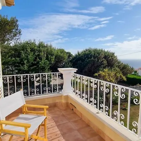 Ericeira Ocean-View Family Villa ヴィラ *